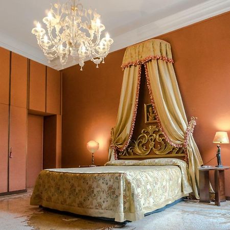 Luxury Balcony Apartment Velence Kültér fotó